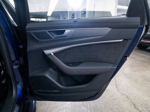 Used 2021 Audi RS 6 image 24