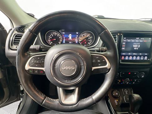 Used 2020 Jeep Compass Limited AWD/4WD image 17