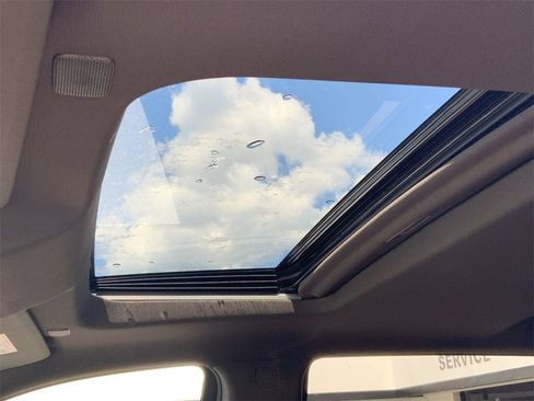 New 2025 GMC Sierra 1500 SLT w/ SLT Premium Plus Package image 19