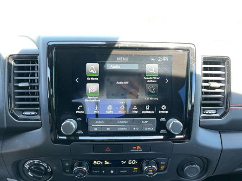 Used 2022 Nissan Frontier PRO-4X image 17