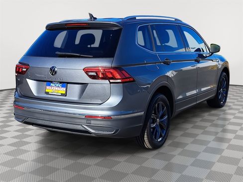 Certified 2023 Volkswagen Tiguan SE image 5