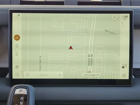 Used 2025 Land Rover Defender 130 X-Dynamic SE image 16