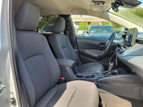 Used 2023 Toyota Corolla LE FWD image 9