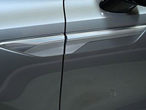 Used 2025 Kia Sorento SX Prestige image 14