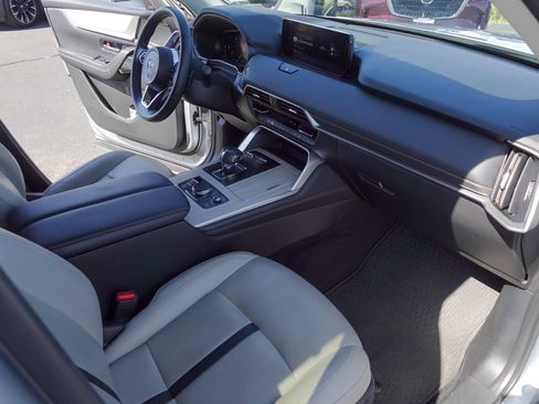 Certified 2024 MAZDA CX-90 Plug-In Hybrid w/ Premium Pkg AWD/4WD image 19