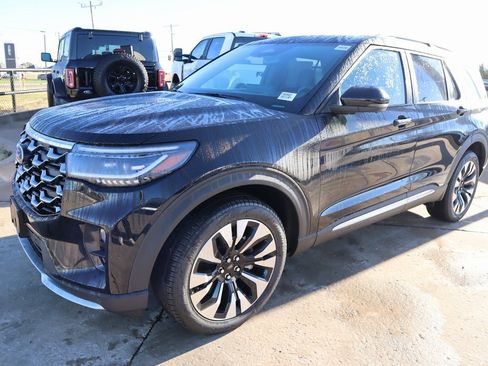 New 2026 Ford Explorer Platinum w/ LUX Leather Package image 11