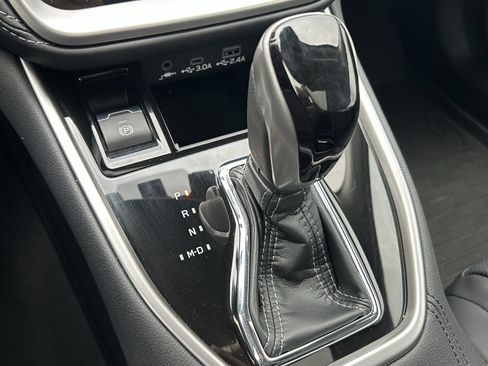 New 2025 Subaru Outback Limited image 17