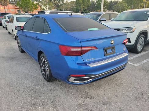 Used 2022 Volkswagen Jetta SEL image 9