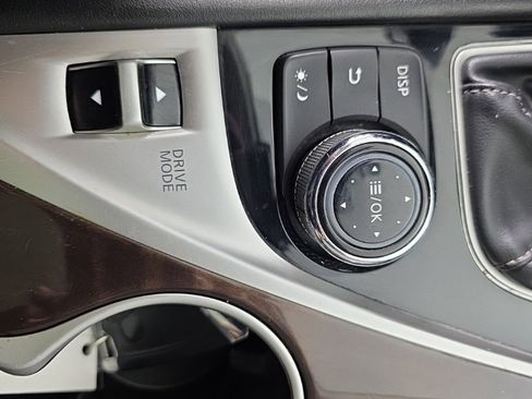 Used 2018 INFINITI Q50 Luxe image 24