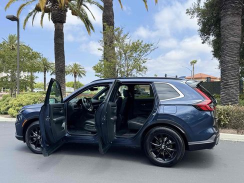 Used 2025 Honda CR-V Sport-L image 15