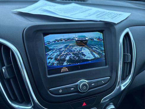 Used 2020 Chevrolet Equinox LT image 26