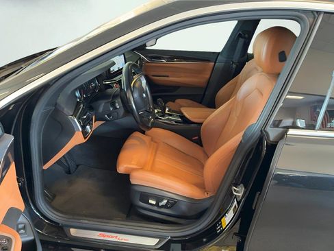 Used 2018 BMW 640i Gran Turismo xDrive image 2