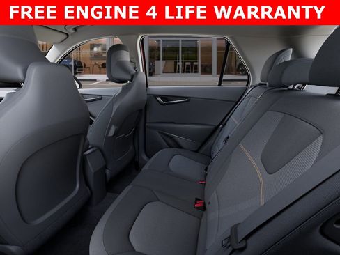 New 2025 Kia Niro LX image 18