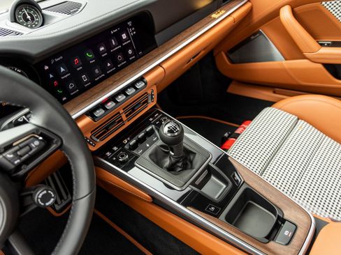 Certified 2023 Porsche 911 Sport Classic image 38