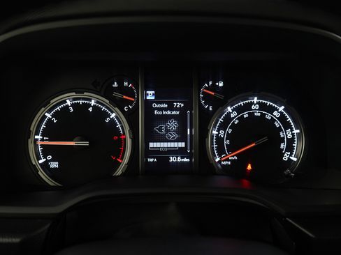 Used 2024 Toyota 4Runner TRD Off-Road Premium image 25