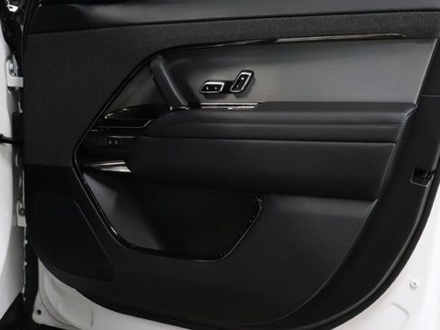 Used 2024 Land Rover Range Rover Sport Dynamic SE AWD/4WD image 24