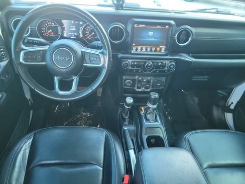 Used 2022 Jeep Gladiator Overland w/ Popular Equipment Package AWD/4WD image 17