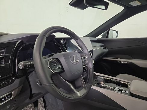 Used 2025 Lexus RX 350 AWD image 14
