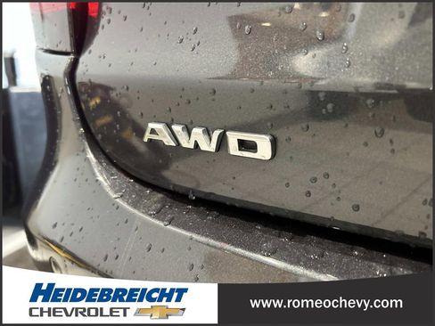 Certified 2023 Cadillac XT6 Premium Luxury image 37