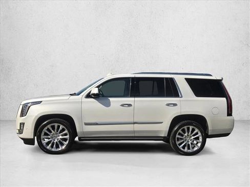 Used 2019 Cadillac Escalade Premium Luxury image 9