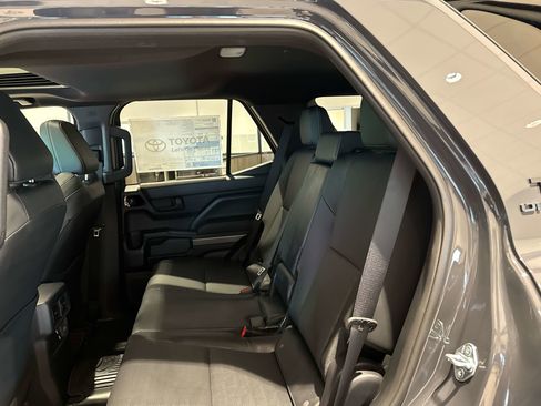 New 2026 Toyota 4Runner TRD Off-Road Premium AWD/4WD image 10