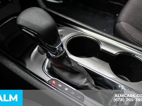 Used 2024 Chevrolet Malibu LT image 36