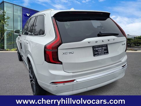 New 2026 Volvo XC90 B6 Plus w/ Protection Package Premier image 3