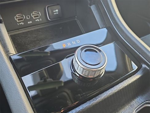 Used 2025 Jeep Grand Cherokee L Altitude image 16