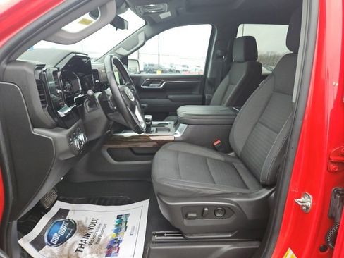Used 2025 GMC Sierra 1500 Elevation image 17