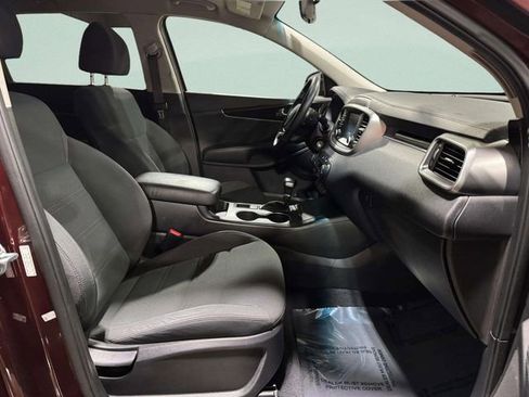 Used 2020 Kia Sorento LX w/ LX I4 Convenience Package image 31