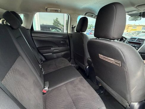 Used 2013 Mitsubishi Outlander Sport LE AWD/4WD image 12