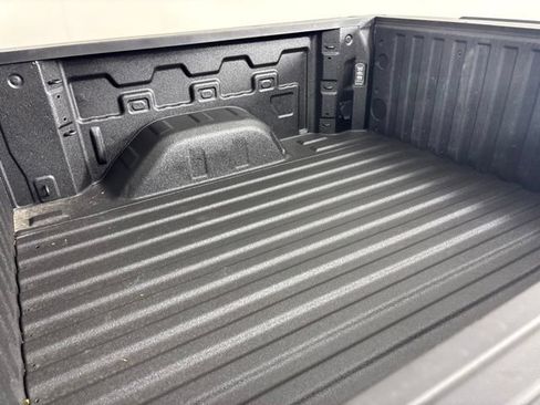 Used 2026 Chevrolet Silverado 1500 LT AWD/4WD image 25