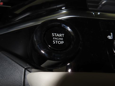 New 2026 Nissan Pathfinder SL image 33