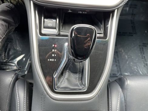 Used 2022 Subaru Outback Limited image 16