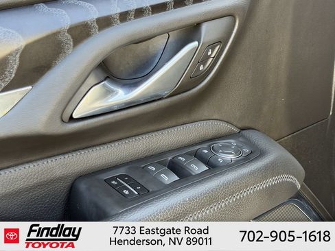 Used 2023 GMC Yukon Denali AWD/4WD image 22