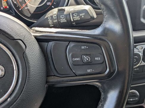 Used 2021 Jeep Wrangler Sport AWD/4WD image 23