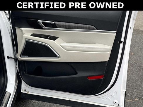 Used 2024 Kia Telluride SX Prestige image 8