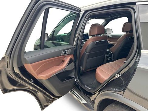 Certified 2025 BMW X5 xDrive40i w/ Climate Comfort Package image 23