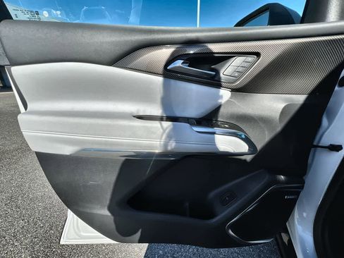 Used 2025 Chevrolet Traverse High Country w/ LPO, Floor Liner Package image 22