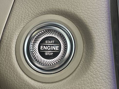 Certified 2020 Mercedes-Benz GLC 300 image 32