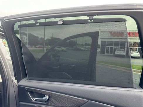 Used 2023 Acura MDX SH-AWD w/ Advance Package image 21