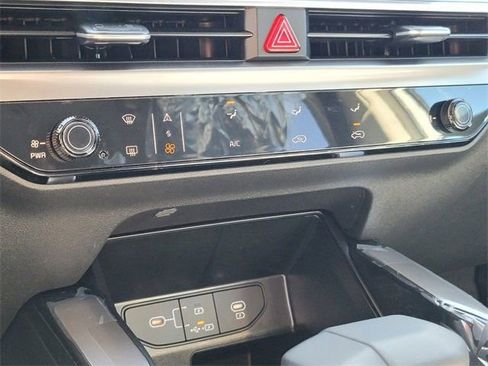 New 2026 Kia Sorento LX image 18