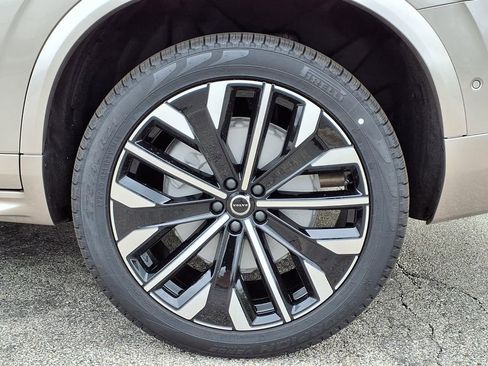 New 2026 Volvo XC90 T8 Ultra w/ Protection Package AWD/4WD image 6