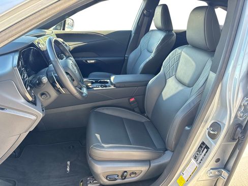 Used 2025 Lexus RX 350 Premium w/ Accessory Package (Z1) image 22