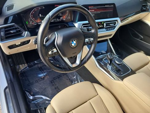 Used 2021 BMW 330i xDrive Sedan w/ Premium Package image 21