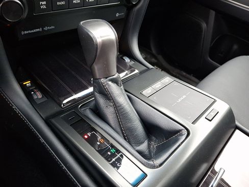 Certified 2023 Lexus GX 460 Premium image 16