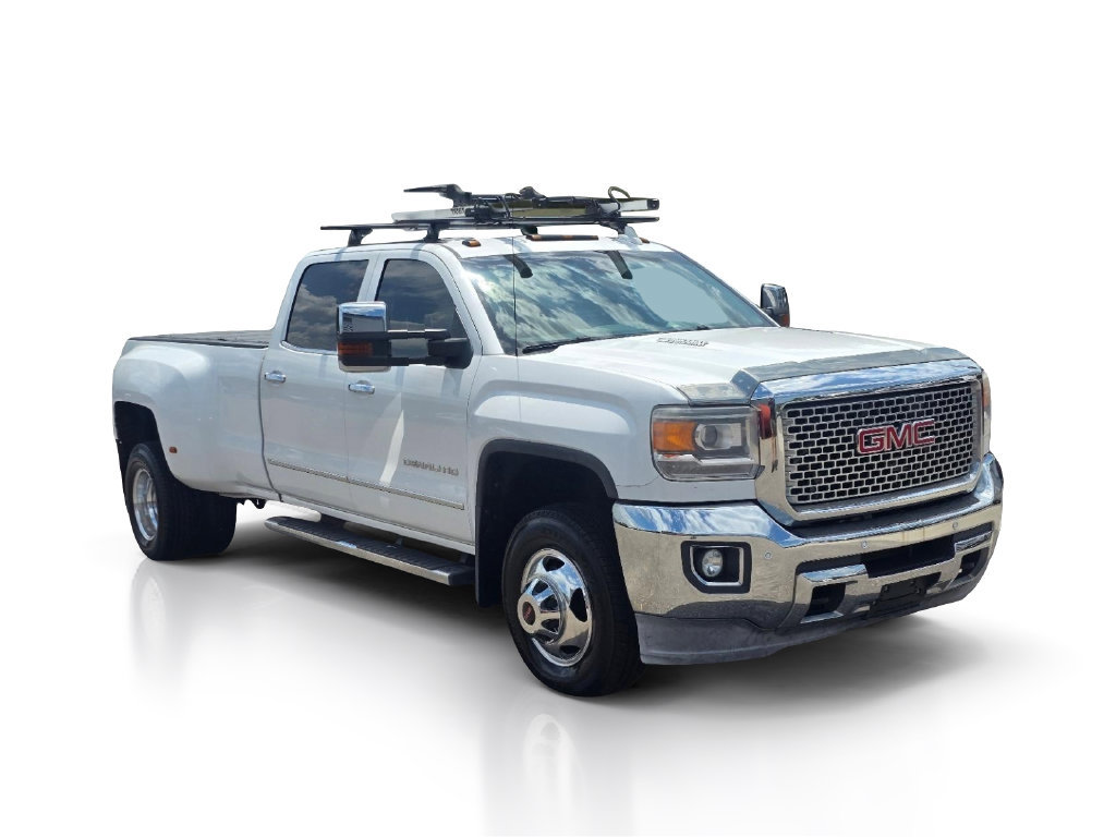 Used 2015 GMC Sierra 3500 Denali w/ Duramax Plus Package AWD/4WD image 4