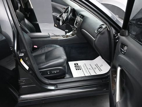 Used 2011 Lexus IS 250 AWD w/ Premium Pkg Value Edition image 25