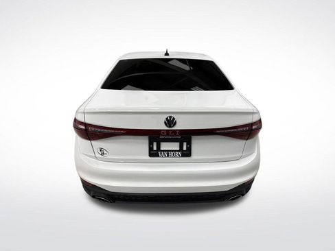 Used 2025 Volkswagen Jetta GLI Autobahn image 14