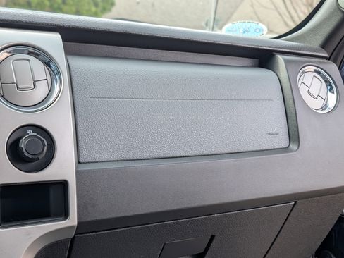 Used 2013 Ford F150 XLT w/ Luxury Equipment Group image 17